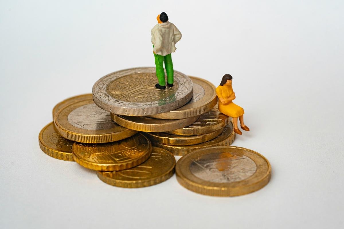 Salary benchmarking & job grading